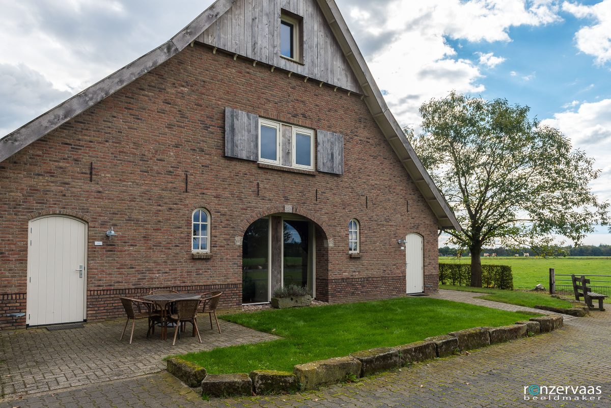 De Kleine Hulst 24